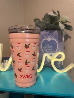 SWIG Pink Santa Holiday Tumbler
